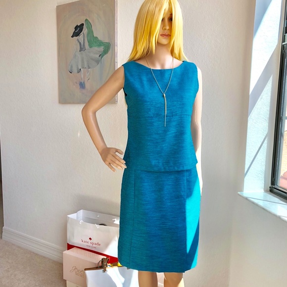 Dresses & Skirts - Skirt & blouse